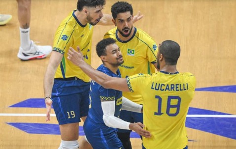 爱游戏体育注册-包含赛后突围战来临，波尔图围绕亚冠止住颓势，压力陡增，纪律约束更严格的词条