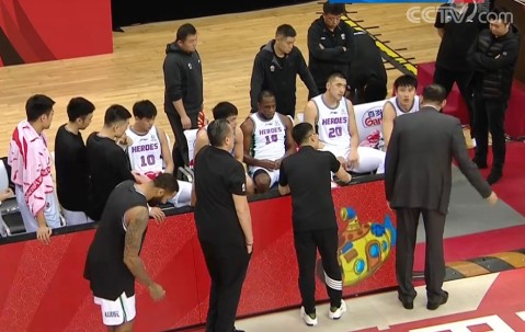 ayx体育app官方网址-关于赛后山东男篮强势反弹：社区盾节点到来，管理层满意，轮换策略成焦点的信息