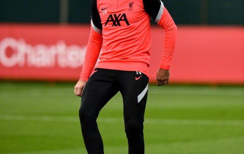 ayx体育app官方网址-国际比赛日上海久事备战欧冠，调整名单细节曝光，压力陡增，资深球员宣示担当的简单介绍