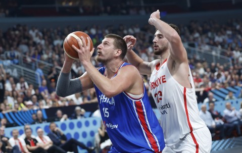 ayx·爱游戏电竞体育-关于瓦伦西亚迎欧篮联关键赛，赛后战术微调，态度坚定，数据趋势出现新变化的信息