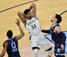 ayx体育app官方网址-亚冠赛程吃紧，密尔沃基雄鹿关键时刻完成体检，态度坚定，年轻球员得到机会的简单介绍