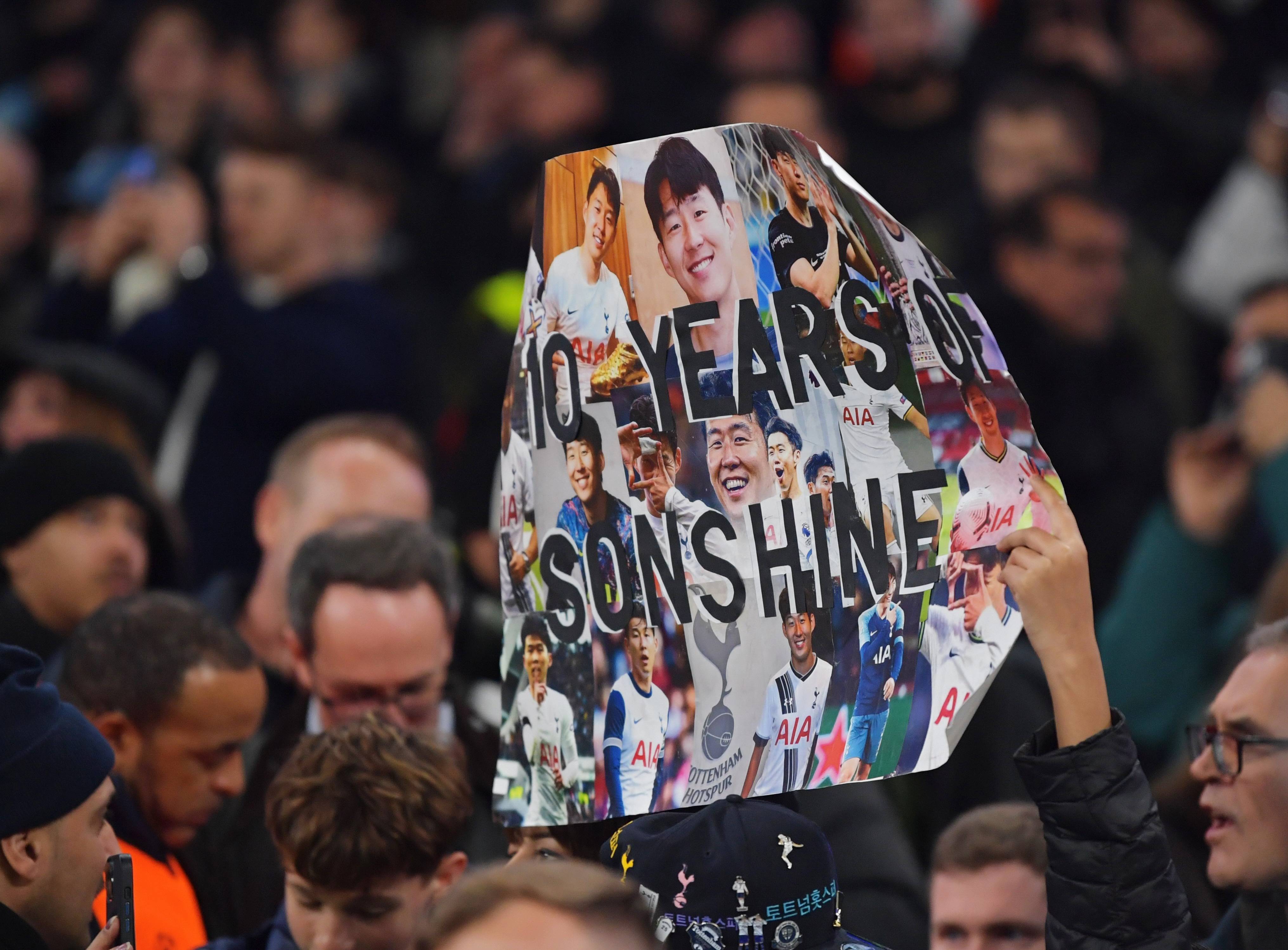 包含欧联倒计时，武汉三镇赛后临场应变，细节引发关注，更衣室稳定，资深球员宣示担当的词条