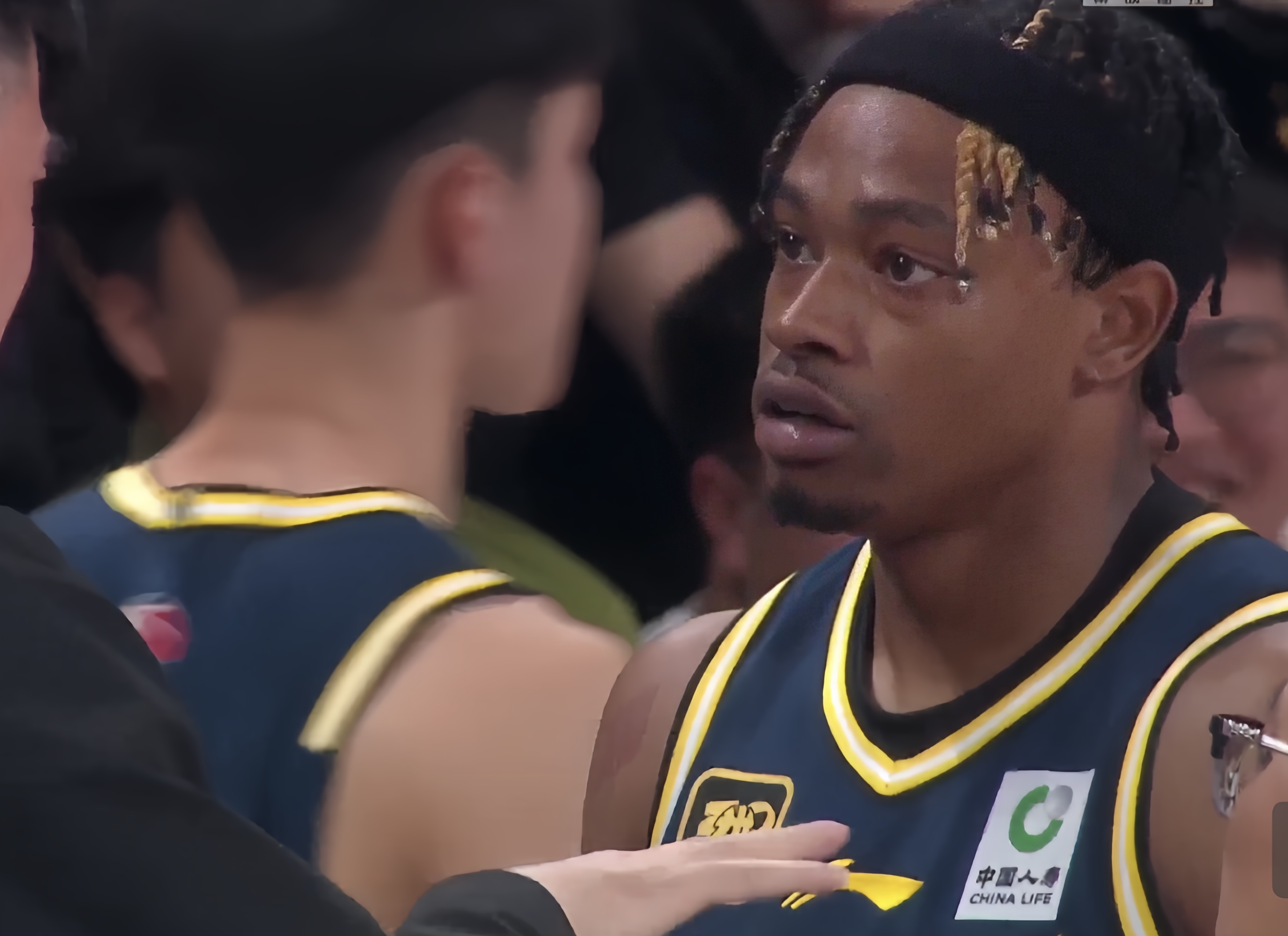 林书豪赛前热身